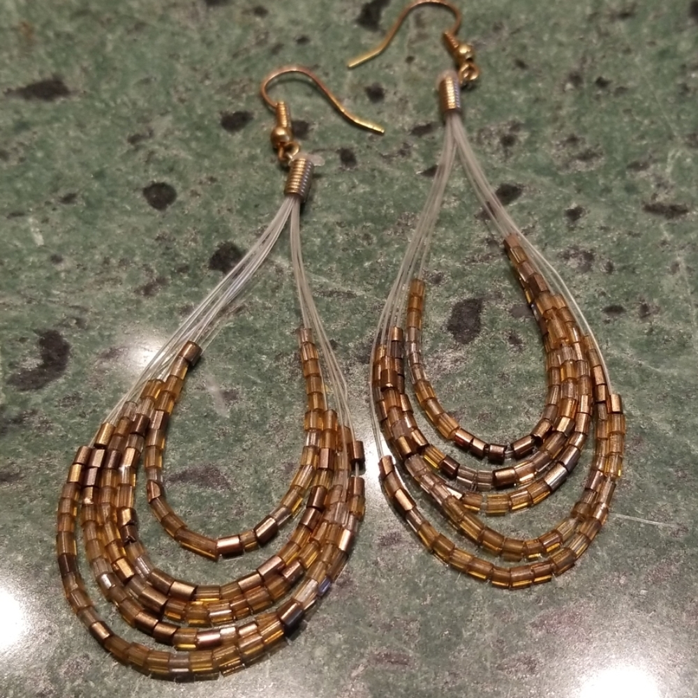 ❗5 For $2️⃣5️⃣ Teardrop Metallic Beaded Earrings